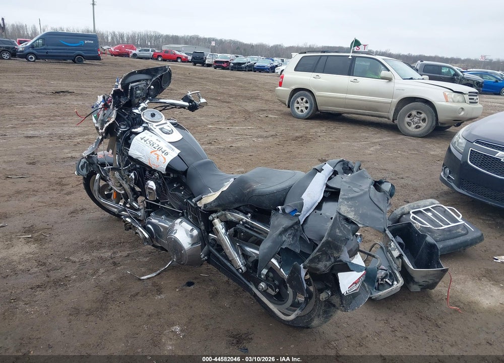 2012 HARLEY-DAVIDSON FLD SWITCHBACK VIN: 1HD1GZM12CC322230