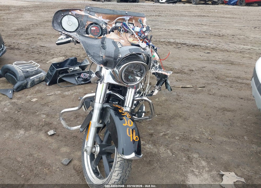 2012 HARLEY-DAVIDSON FLD SWITCHBACK VIN: 1HD1GZM12CC322230
