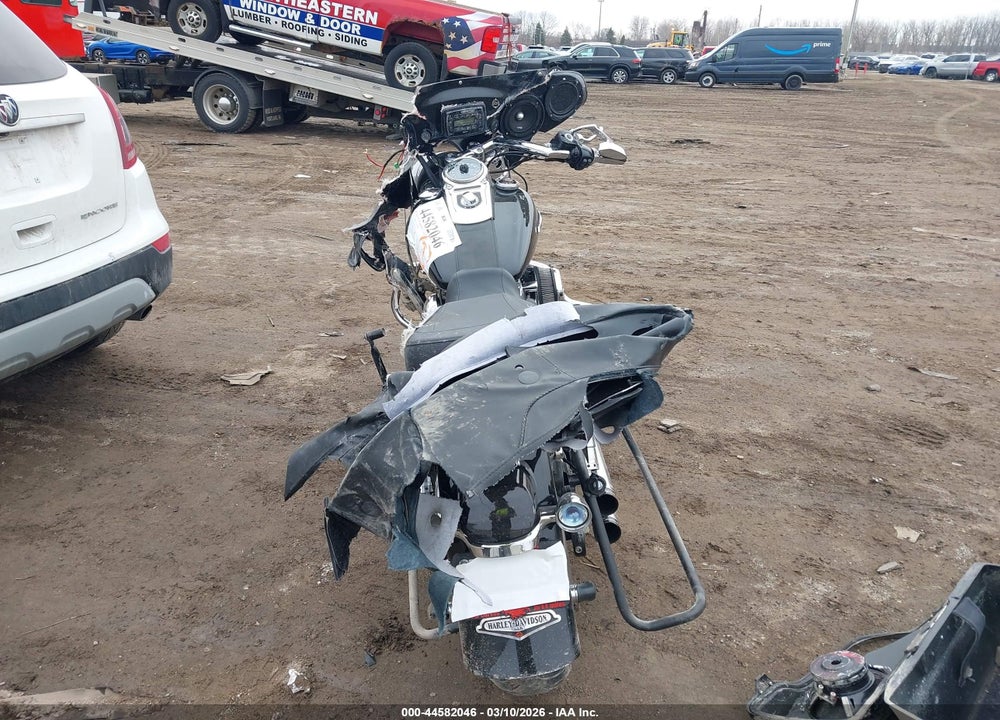2012 HARLEY-DAVIDSON FLD SWITCHBACK VIN: 1HD1GZM12CC322230