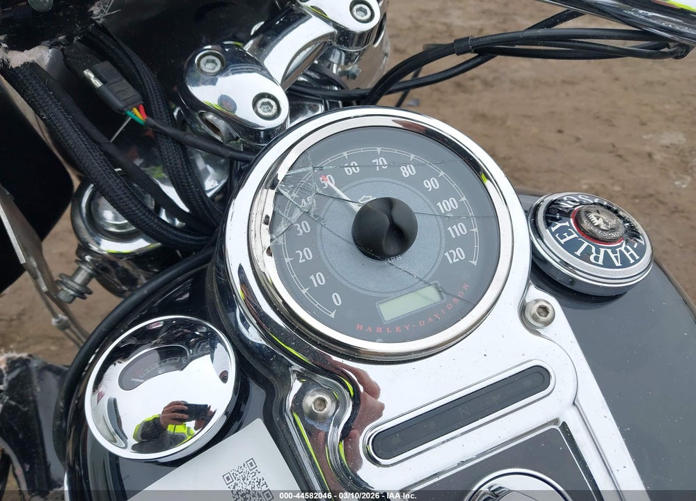 2012 HARLEY-DAVIDSON FLD SWITCHBACK VIN: 1HD1GZM12CC322230