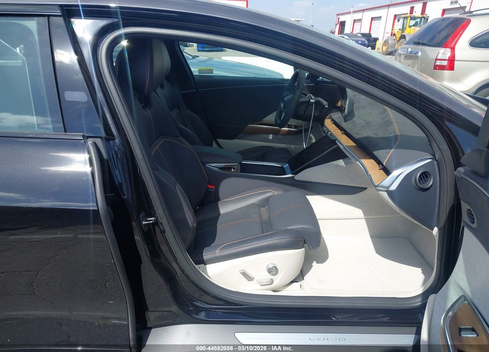 2026 LUCID AIR GRAND TOURING VIN: 50EA1GBA3TA038560