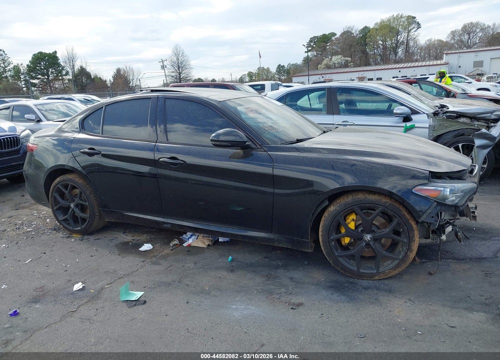 2019 ALFA ROMEO GIULIA SPORT AWD VIN: ZARFANAN4K7614936