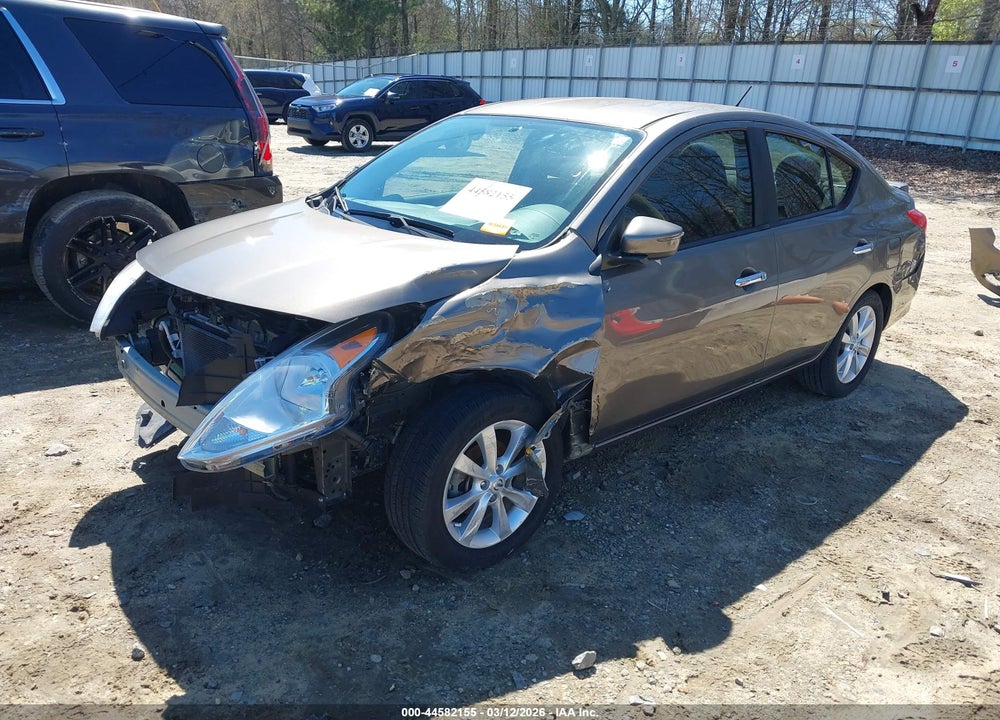 2015 NISSAN VERSA 1.6 SL VIN: 3N1CN7AP7FL912982