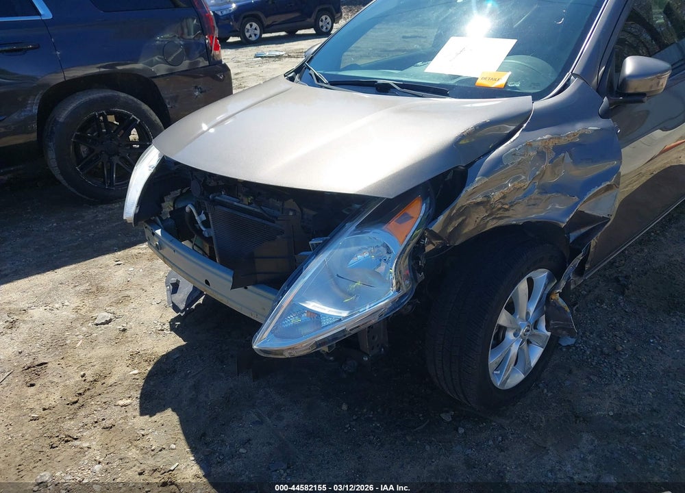 2015 NISSAN VERSA 1.6 SL VIN: 3N1CN7AP7FL912982