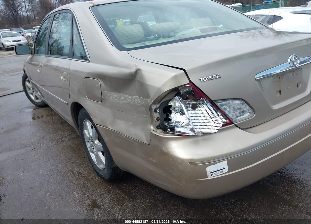 2000 TOYOTA AVALON XLS VIN: 4T1BF28B9YU064031