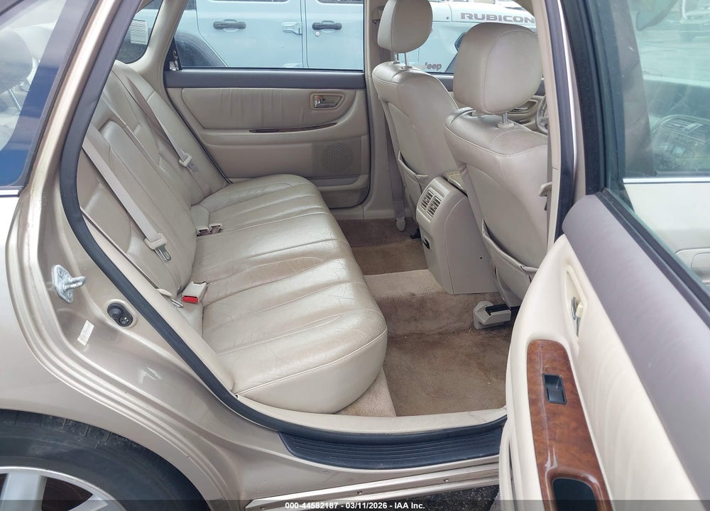2000 TOYOTA AVALON XLS VIN: 4T1BF28B9YU064031