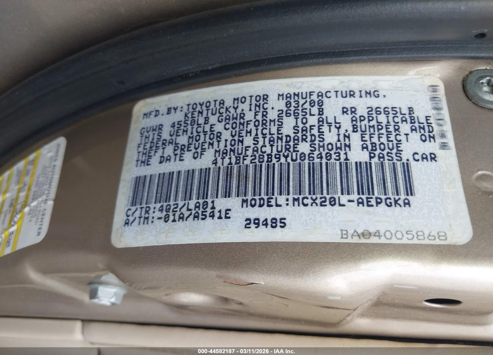 2000 TOYOTA AVALON XLS VIN: 4T1BF28B9YU064031