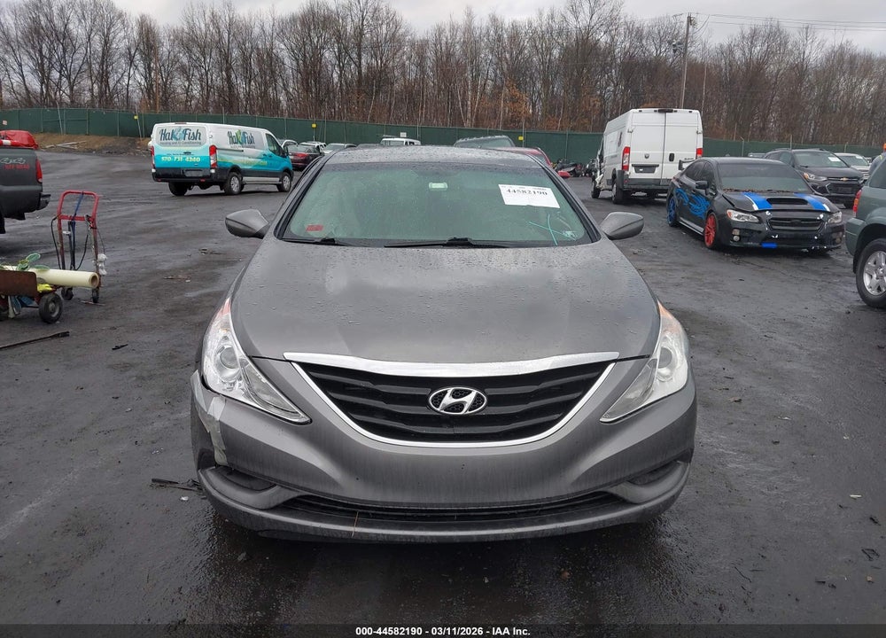 2013 HYUNDAI SONATA GLS VIN: 5NPEB4AC1DH722070