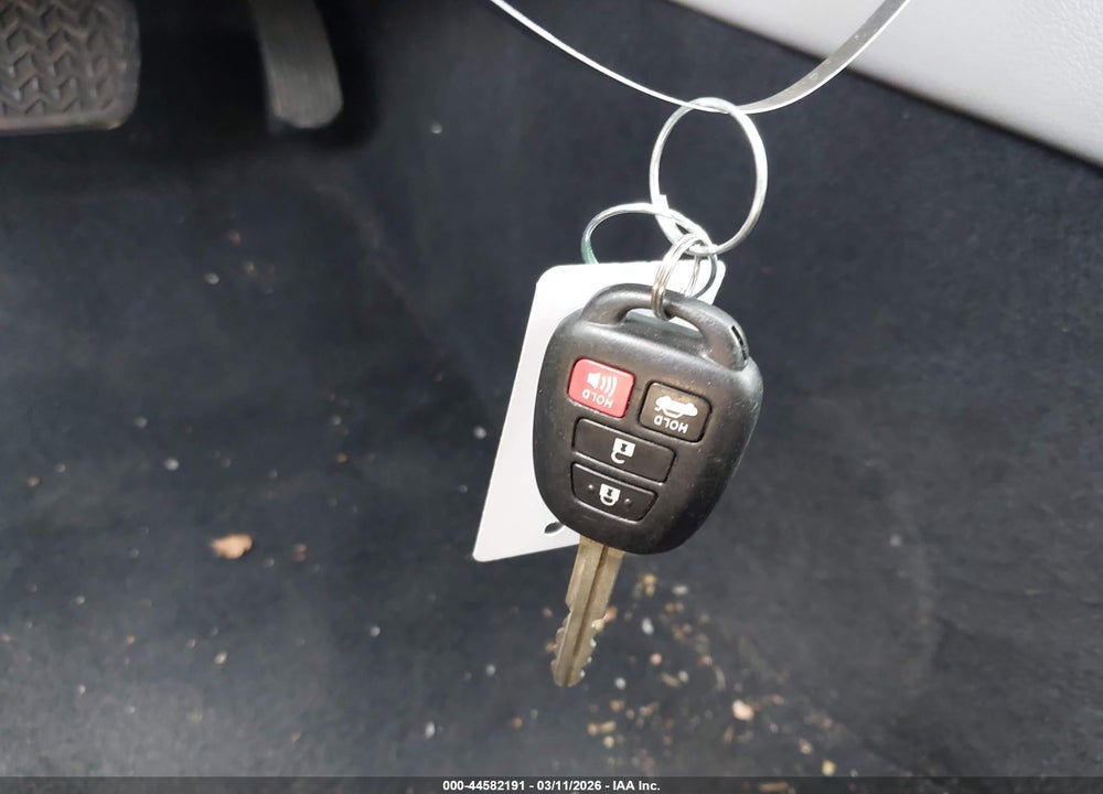 2014 TOYOTA CAMRY LE VIN: 4T4BF1FK2ER389554