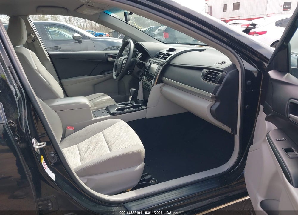 2014 TOYOTA CAMRY LE VIN: 4T4BF1FK2ER389554