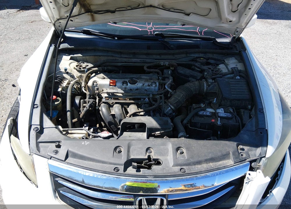 2012 HONDA ACCORD 2.4 EX-L VIN: 1HGCP2F80CA031010