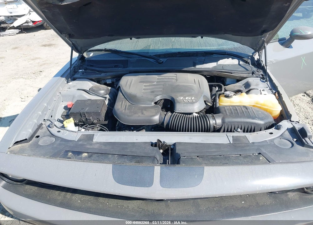 2018 DODGE CHALLENGER SXT VIN: 2C3CDZAG8JH332836