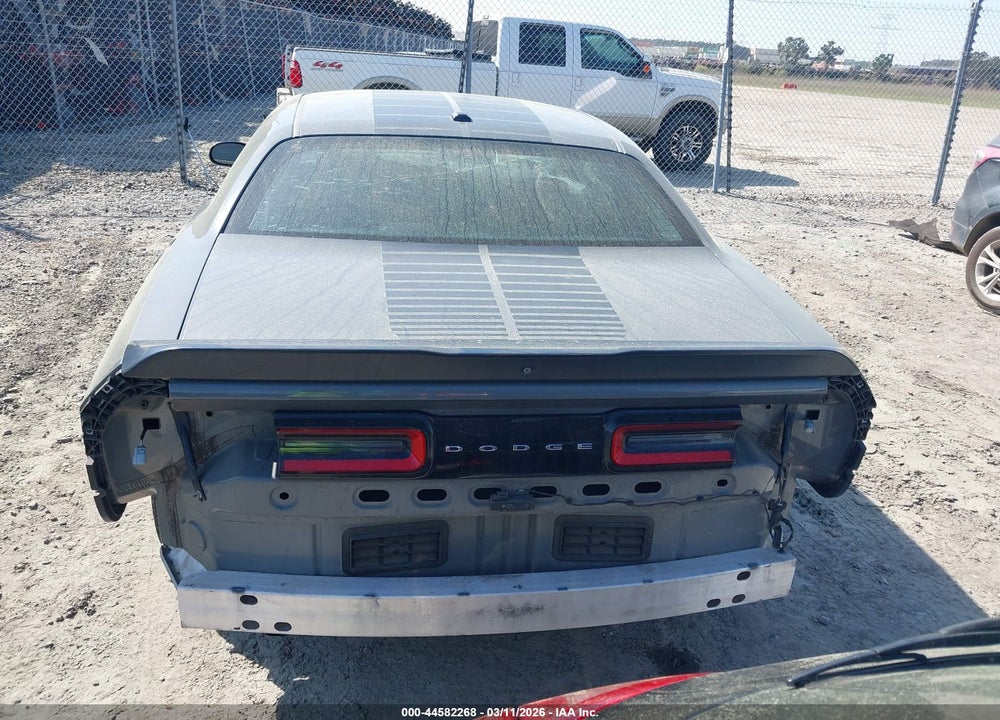 2018 DODGE CHALLENGER SXT VIN: 2C3CDZAG8JH332836