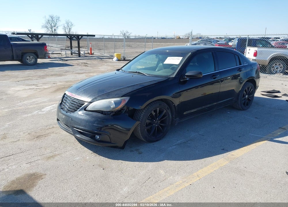 2011 CHRYSLER 200 S VIN: 1C3BC8FG8BN567201
