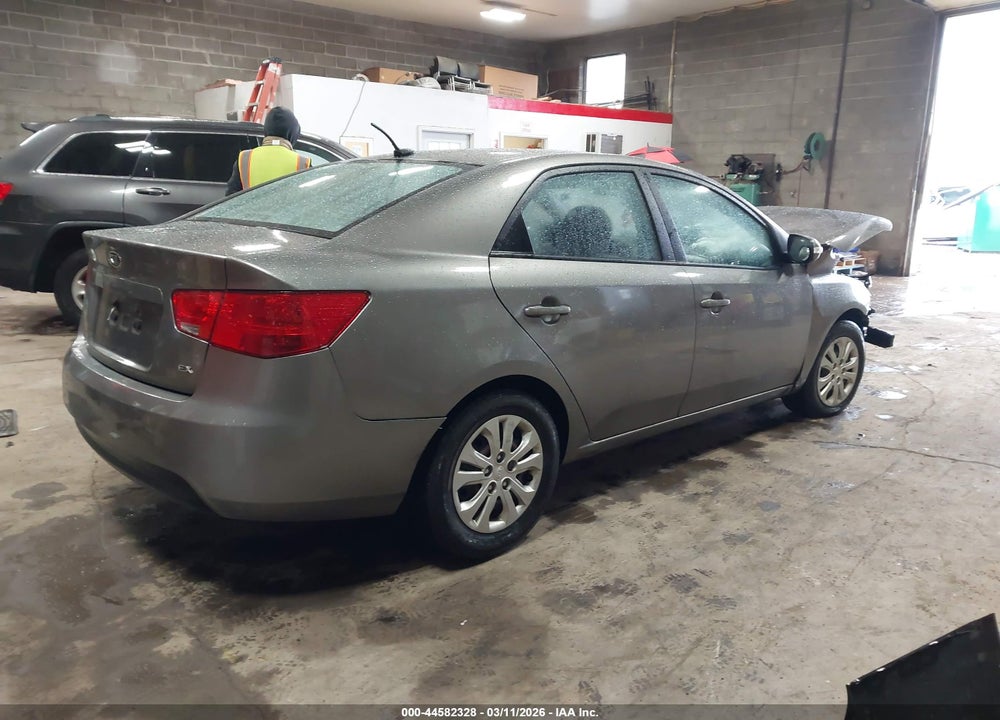 2010 KIA FORTE EX VIN: KNAFU4A22A5077850
