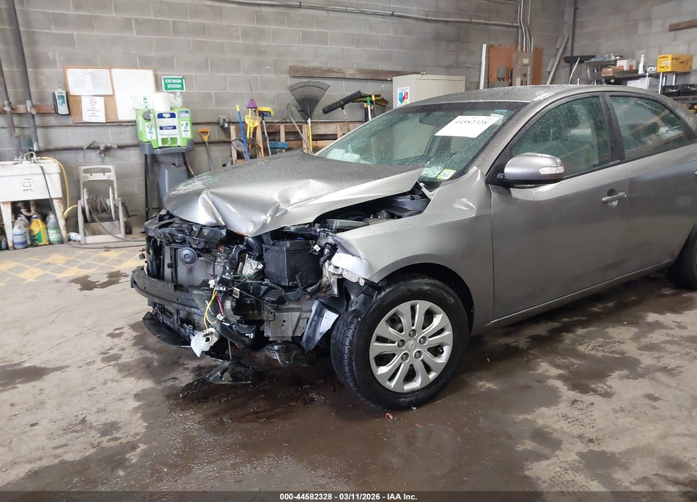 2010 KIA FORTE EX VIN: KNAFU4A22A5077850