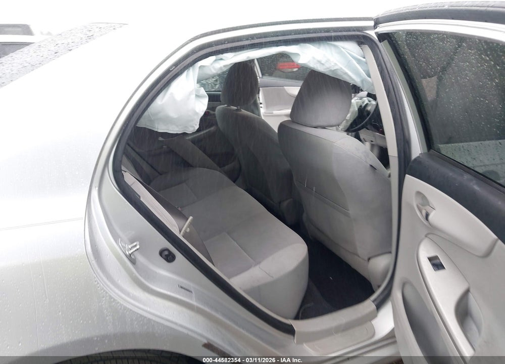 2011 TOYOTA COROLLA LE VIN: JTDBU4EE5BJ090896