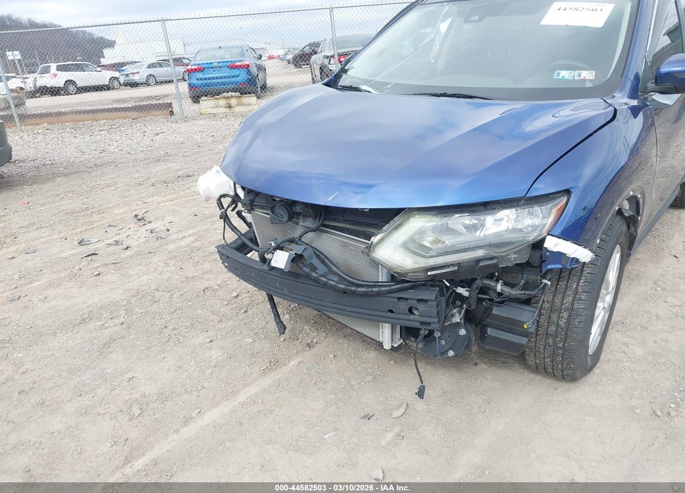 2019 NISSAN ROGUE S VIN: 5N1AT2MV4KC811357
