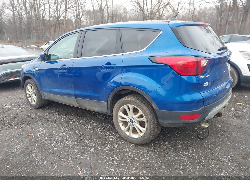 2019 FORD ESCAPE SE VIN: 1FMCU9GD8KUA57150