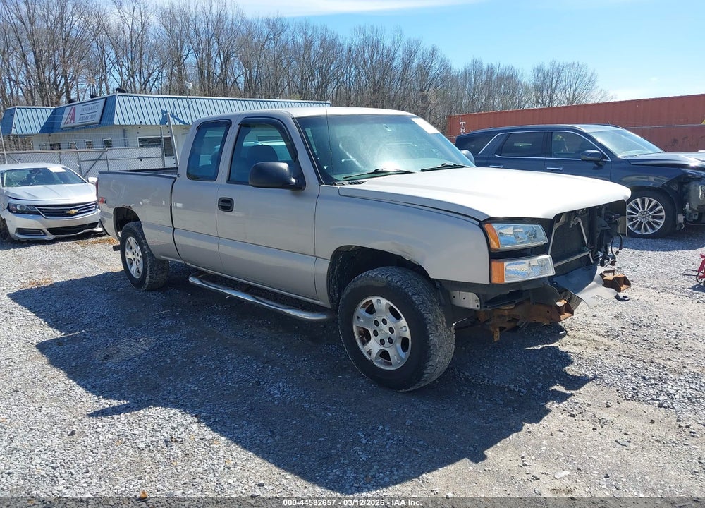 2004 CHEVROLET SILVERADO 1500 LS VIN: 1GCEK19V64E165709