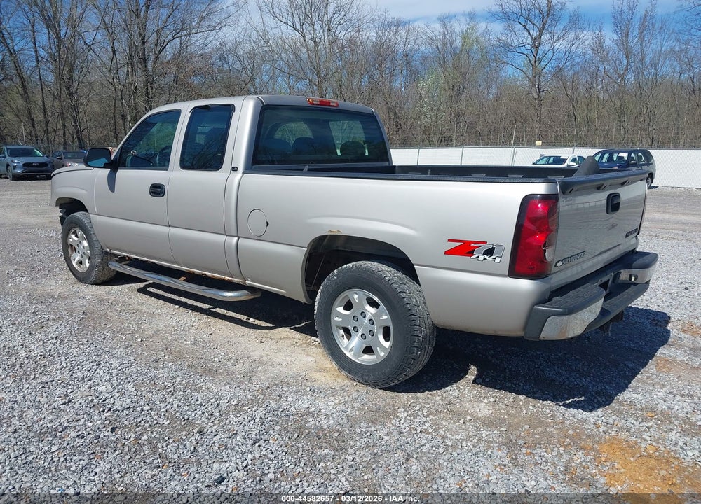 2004 CHEVROLET SILVERADO 1500 LS VIN: 1GCEK19V64E165709