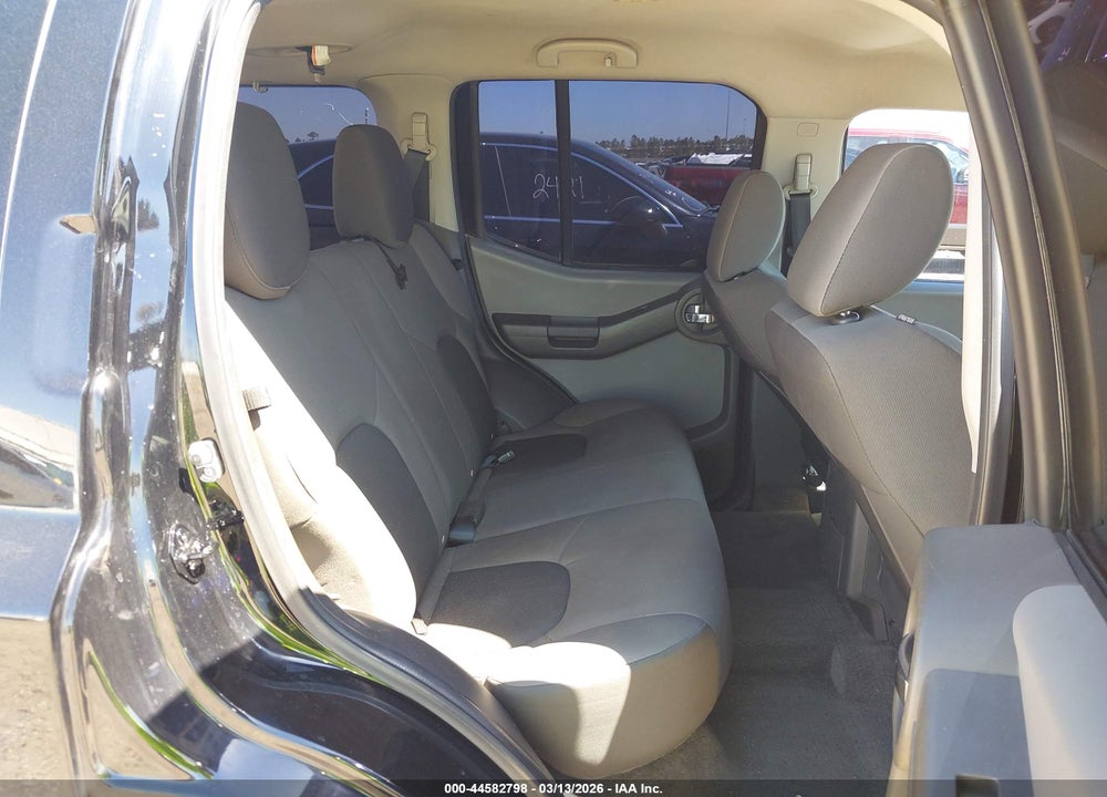 2015 NISSAN XTERRA S VIN: 5N1AN0NU8FN661736