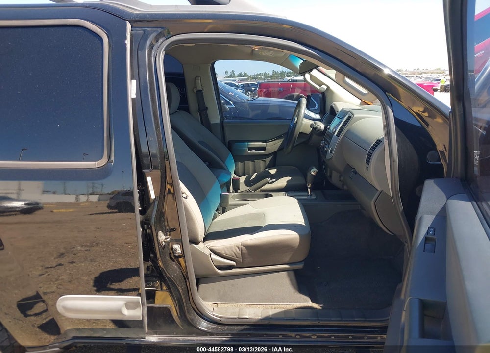 2015 NISSAN XTERRA S VIN: 5N1AN0NU8FN661736