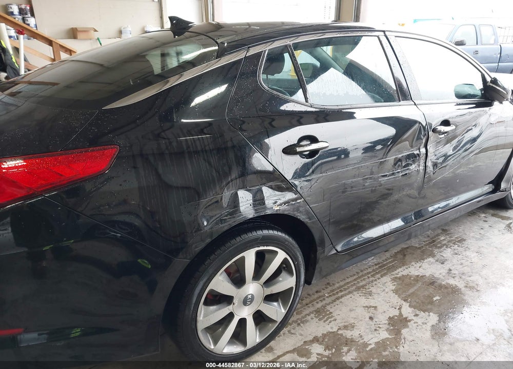 2013 KIA OPTIMA SX VIN: 5XXGR4A64DG150440