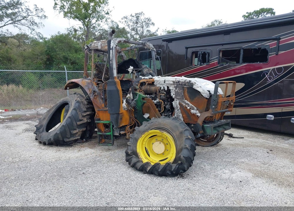 2020 JOHN DEERE TRACTOR VIN: 1L06130MHLH970844