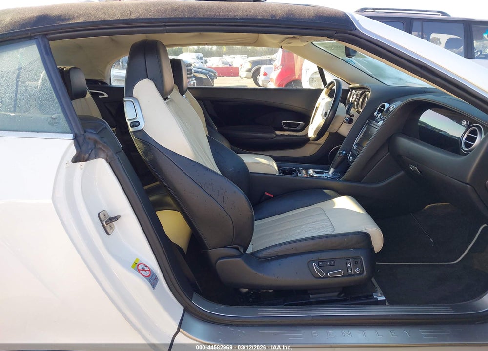 2013 BENTLEY CONTINENTAL GTC V8 VIN: SCBGT3ZA0DC083214