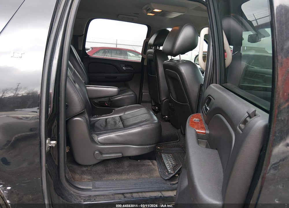 2012 CHEVROLET SUBURBAN 1500 LT VIN: 1GNSCJE09CR253713