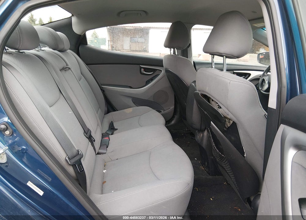 2015 HYUNDAI ELANTRA SE VIN: KMHDH4AE9FU249664