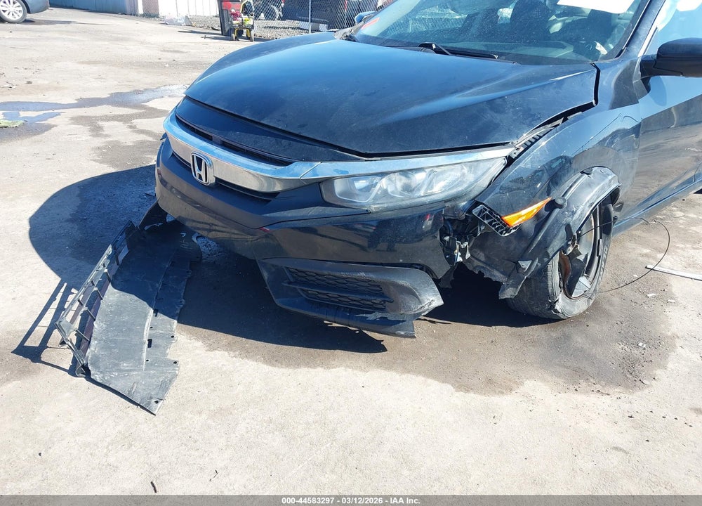 2018 HONDA CIVIC LX VIN: 19XFC2F54JE013570
