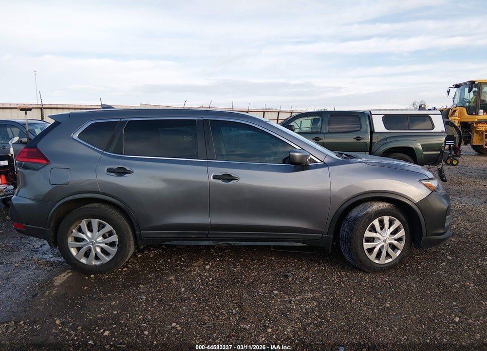 2017 NISSAN ROGUE S VIN: JN8AT2MT8HW382786