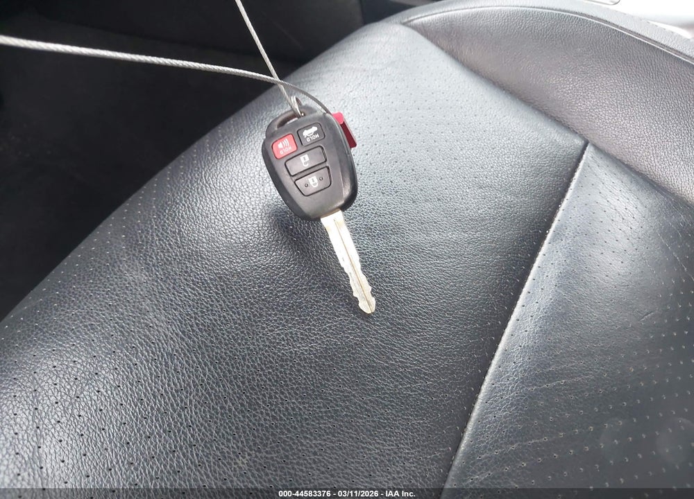 2014 TOYOTA CAMRY SE VIN: 4T1BF1FK9EU323979