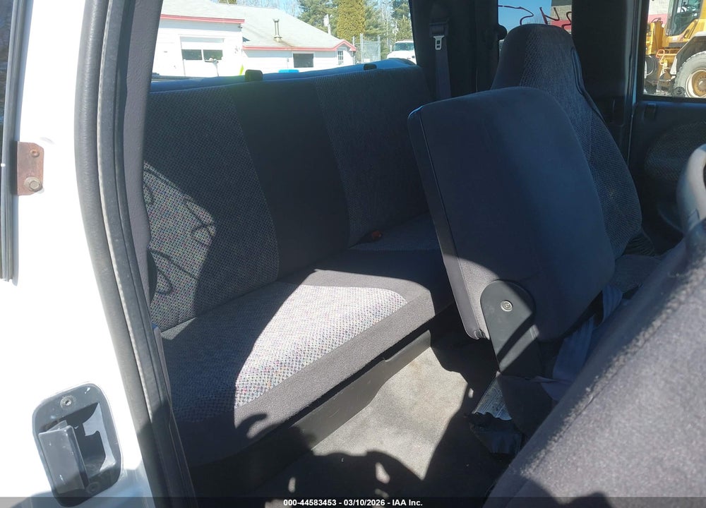 2001 DODGE RAM 1500 ST VIN: 3B7HF13Y81M566480
