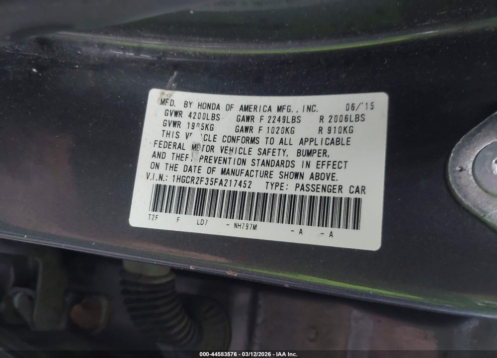 2015 HONDA ACCORD LX VIN: 1HGCR2F35FA217452