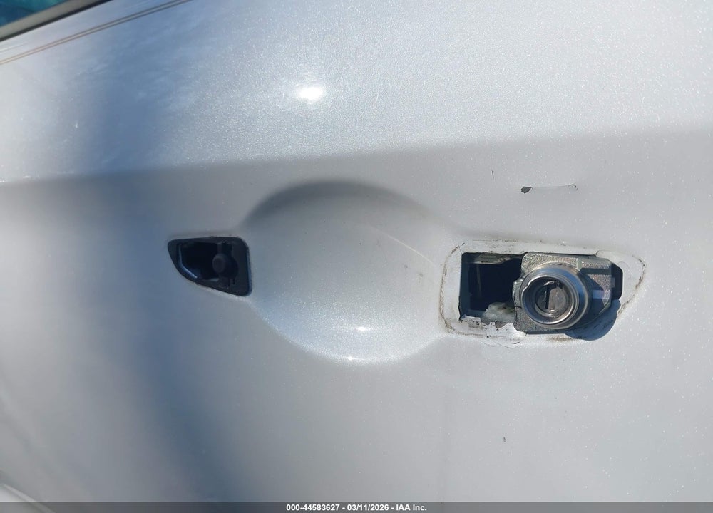 2020 HYUNDAI ELANTRA SE VIN: 5NPD74LF0LH549693