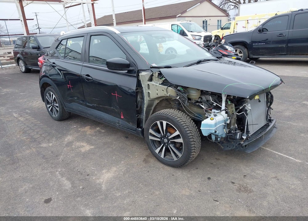 2019 NISSAN KICKS SV VIN: 3N1CP5CU5KL495308
