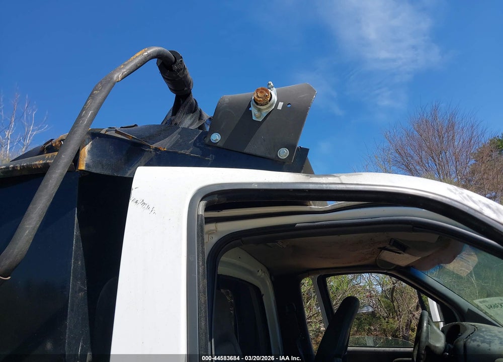2006 GMC C5500 VIN: 1GDE5C1256F402140