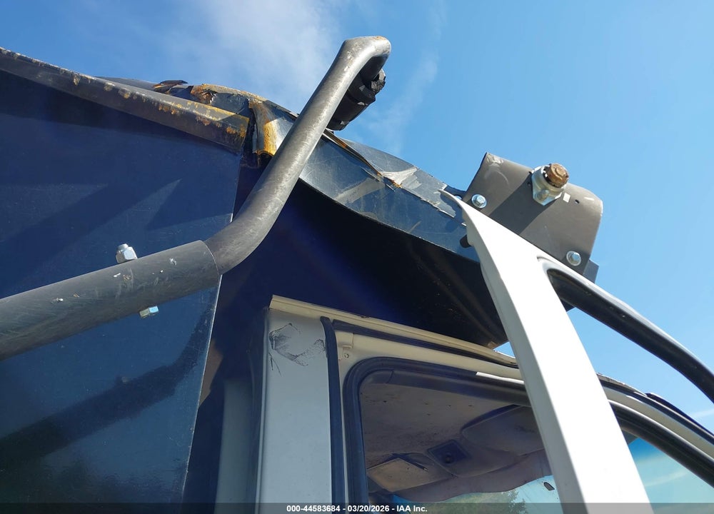 2006 GMC C5500 VIN: 1GDE5C1256F402140