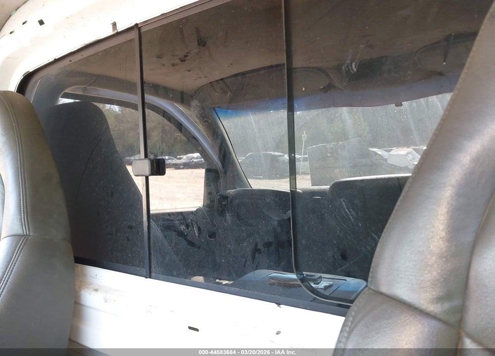 2006 GMC C5500 VIN: 1GDE5C1256F402140