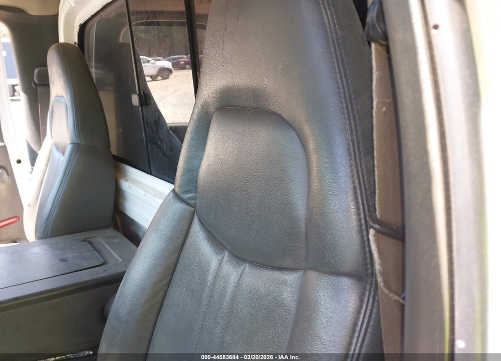 2006 GMC C5500 VIN: 1GDE5C1256F402140