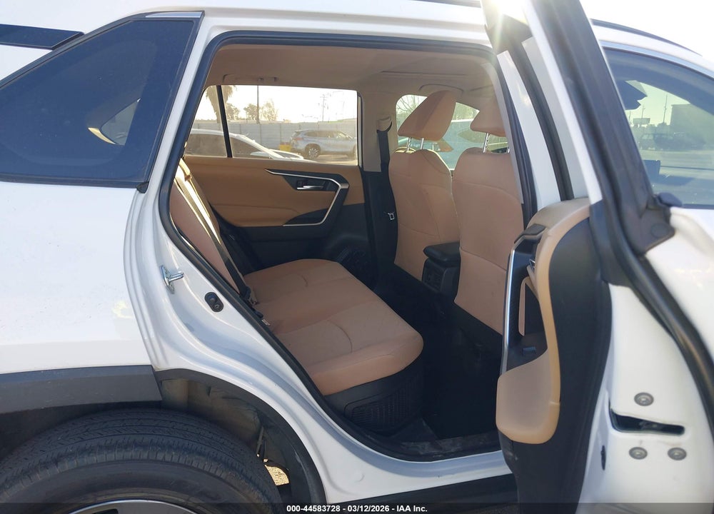 2022 TOYOTA RAV4 HYBRID XLE VIN: 4T3RWRFV2NU064606