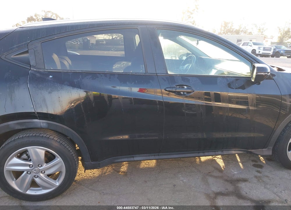 2019 HONDA HR-V EX VIN: 3CZRU5H55KM706934