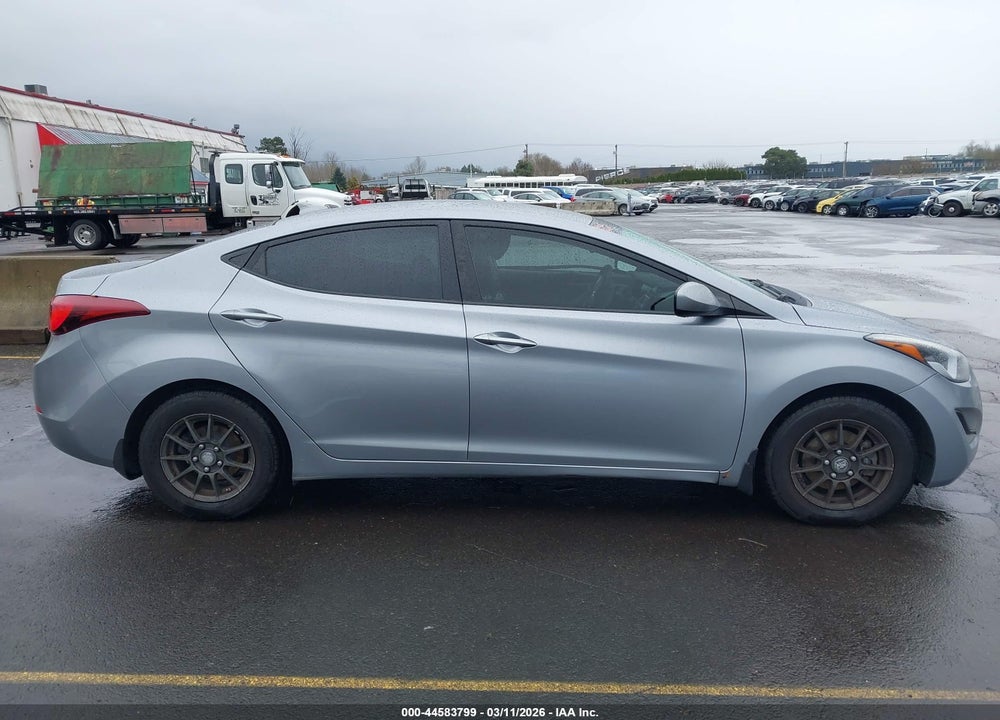 2016 HYUNDAI ELANTRA SE VIN: 5NPDH4AEXGH665402