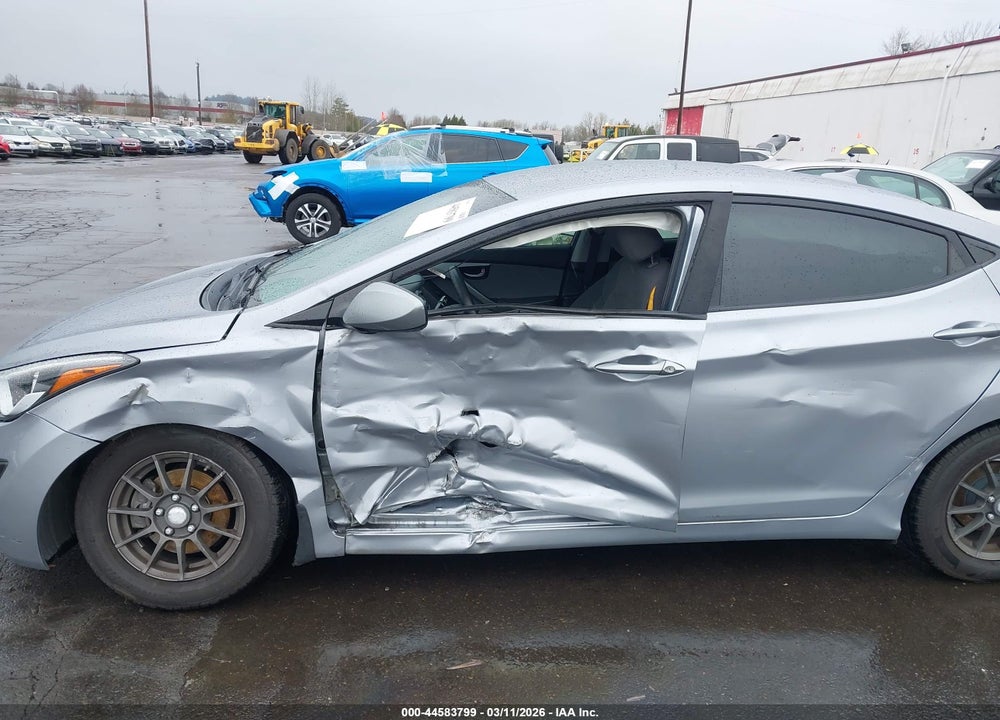 2016 HYUNDAI ELANTRA SE VIN: 5NPDH4AEXGH665402