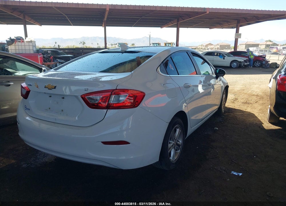 2017 CHEVROLET CRUZE LT AUTO VIN: 1G1BE5SM8H7113813