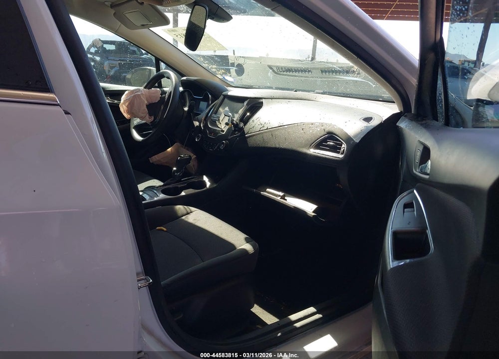 2017 CHEVROLET CRUZE LT AUTO VIN: 1G1BE5SM8H7113813