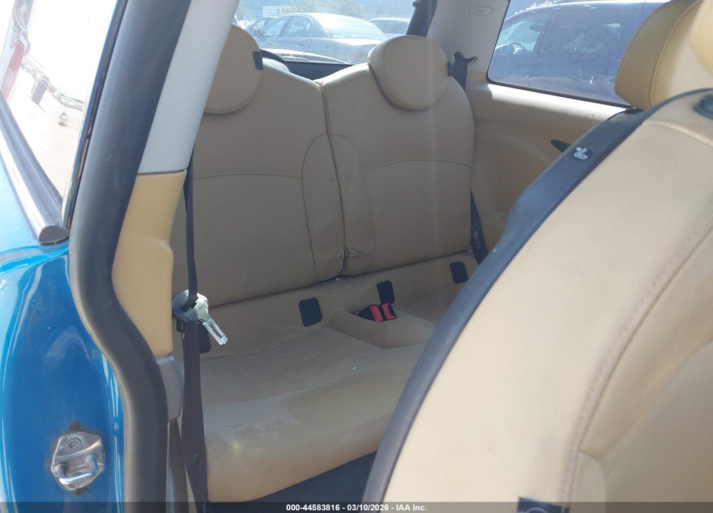 2007 MINI COOPER S VIN: WMWMF73517TT85039